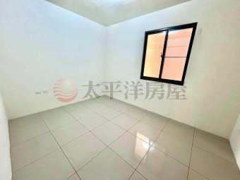 沙鹿市區臨路車庫透天（第4張）