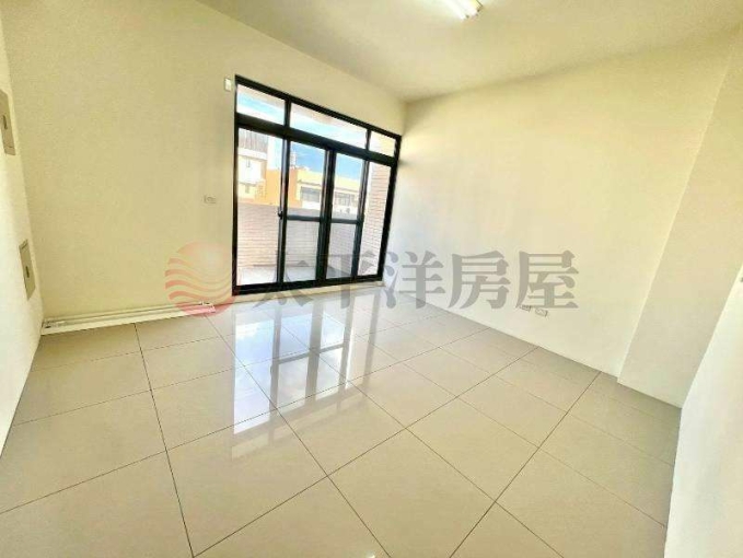 沙鹿市區臨路車庫透天（第6張）