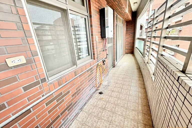 兆基社會住宅🏠岡山國宅乙區大三房含平車可租補(第11張)