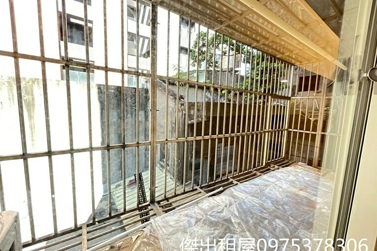 傑出租屋/稀有站前電梯,採光佳,可補助,免追垃圾車!（第7張）