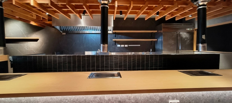 高檔裝潢完整設備免頂讓金拎包即可營業稀有物件千載難逢（第2張）