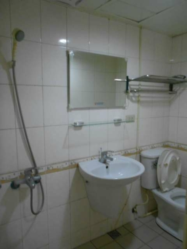 免仲介費 中壢市區電梯7樓獨立式網路大套房出租（第4張）