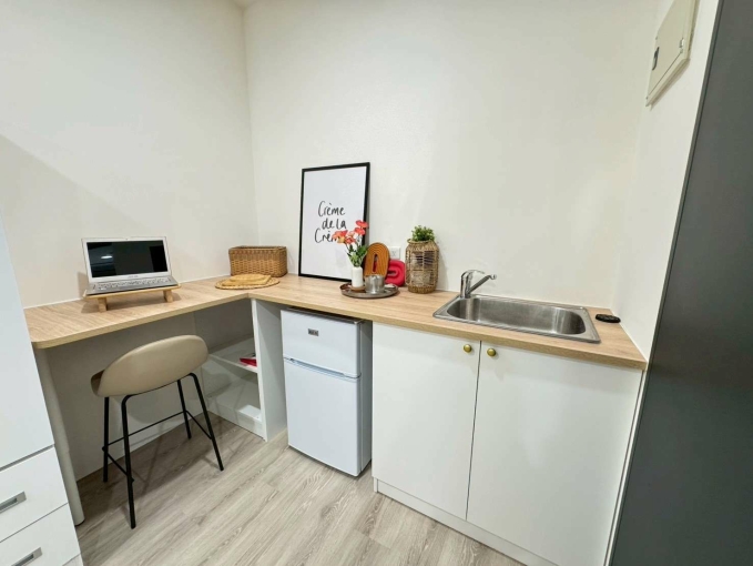 大同區.中山站.全新.代收垃圾.明亮設計感套房303(第7張)