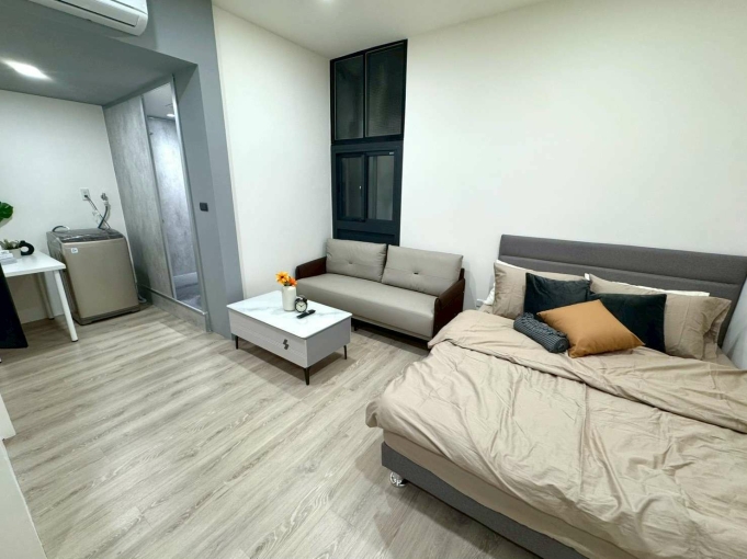 大同區.中山站.全新.代收垃圾.明亮設計感套房303(第3張)