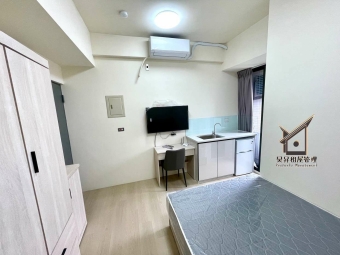 大里首選🌸整棟全新完工首位入住🌸透天電梯🉑️租補🉑️雙租補🌸陽台獨洗曬🌸流理台🌸機車位一戶一格（第3張）