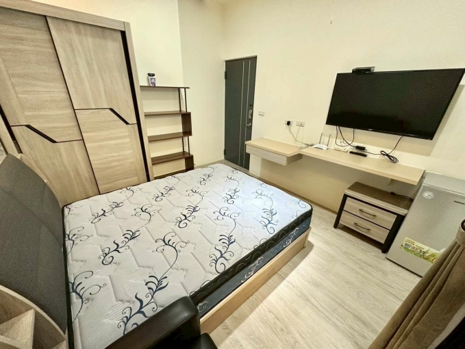 陽台獨洗🍀雙租屋補助🍀子母車🍀機車位🍀飲水機（第1張）