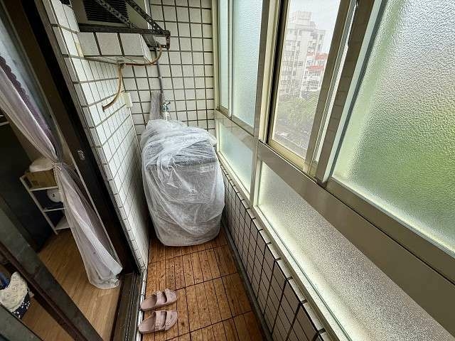 💞大象租屋💞中原電梯獨立大套房.漂亮裝璜.高級傢俱.有管理員.有陽台.專用洗衣機 - Image 6