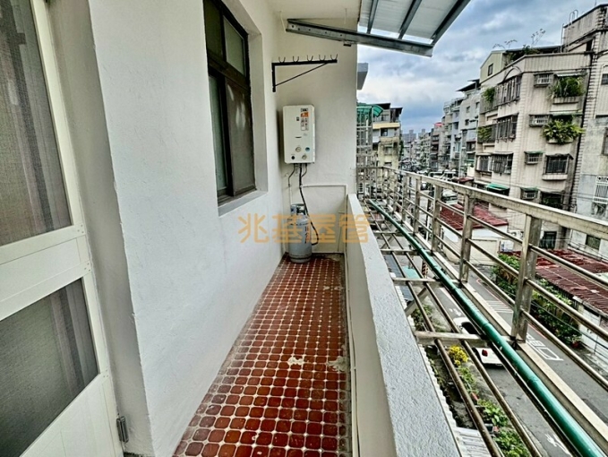 兆基社會住宅🏠七張站/可租補入籍/提供新冷氣（第9張）