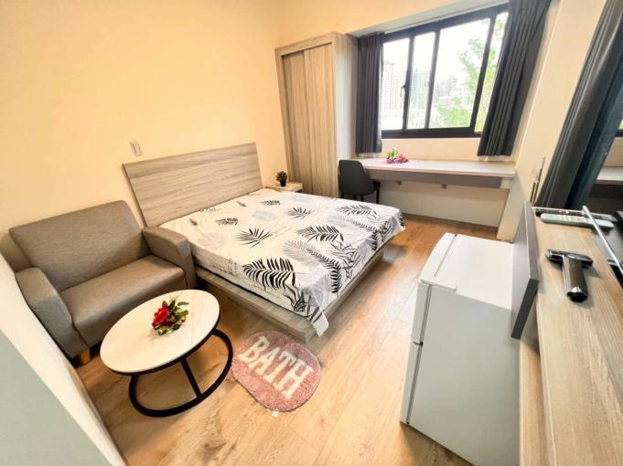 床前明月光💕陽台獨曬⚡可租補✨近北平 漢口商圈💕宇你相見（第1張）