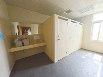 西濱75坪辦公室附六車位*獅子王（第10張）