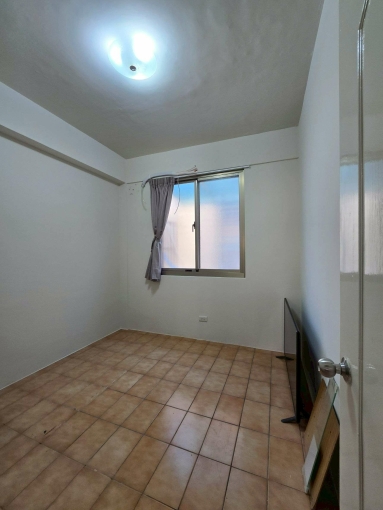 新莊蛋黃區大四房 交通環境超便利 - Image 7