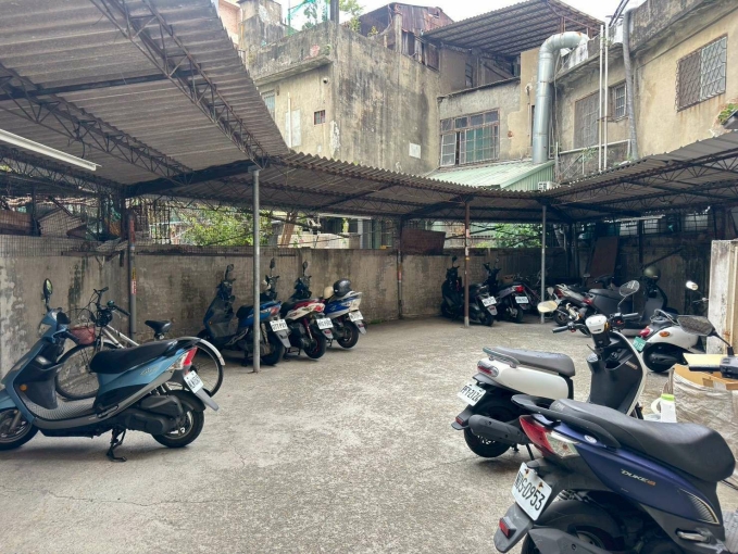 🔥西區秒殺台水電🔥陽台獨洗🔥子母車機車位🔥近台中二中（第6張）