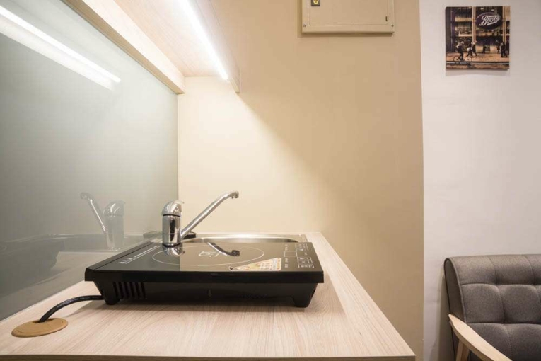 板橋區.捷運江子翠站.獨立陽台.明亮採光設計感兩房一廳502（第8張）