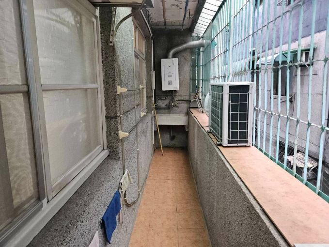 捷運區公所 全新裝修 3樓 可多人租補（第6張）