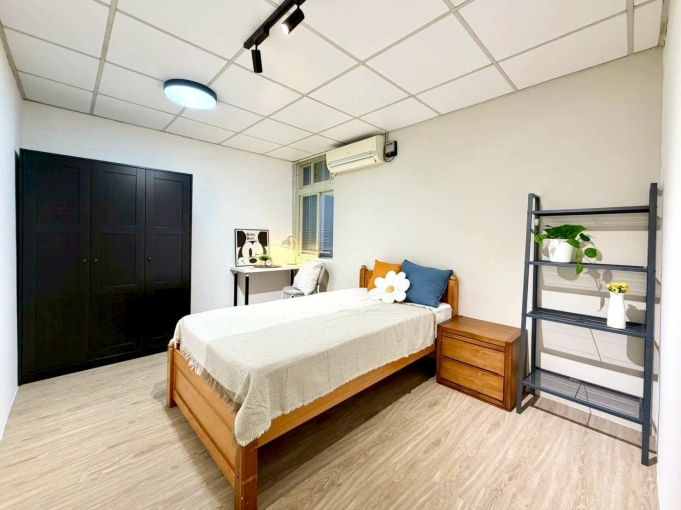 大安捷運站步行約1分鐘|全新裝修|共生雅房（第1張）