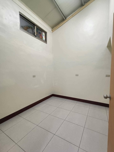 全新整修出租~台南官田隆田里透天2房2廳1衛(第5張)