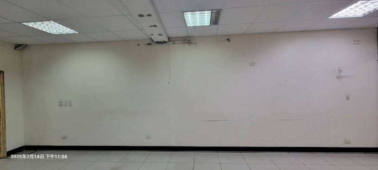 金讚店面.臨大路交通方便（第4張）