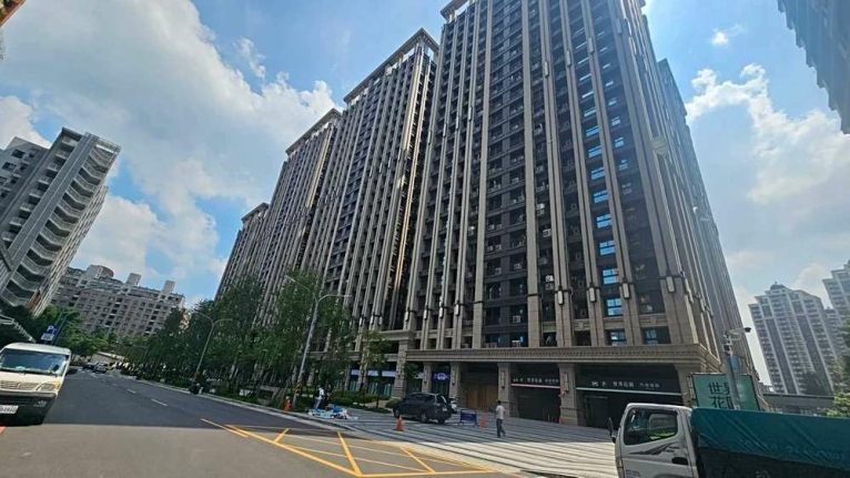 秒殺可租補海山站5分鐘原2房改1房全新輕裝附冷氣未住 - Image 1