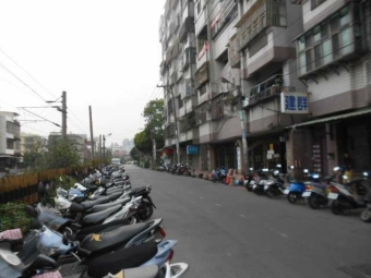 免仲介費 中壢中原至尊社區內電梯5樓網路套房出租（第12張）