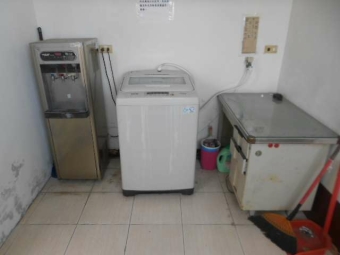 免仲介費 中壢中原至尊社區內電梯5樓網路套房出租（第8張）