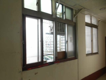 免仲介費 中壢中原至尊社區內電梯5樓網路套房出租（第9張）