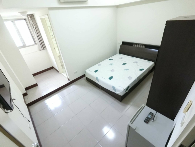 🏡潭子優質套房🏡食衣住行方便/5分鐘上74快速道路/可租補/衛浴乾濕分離 - Image 2