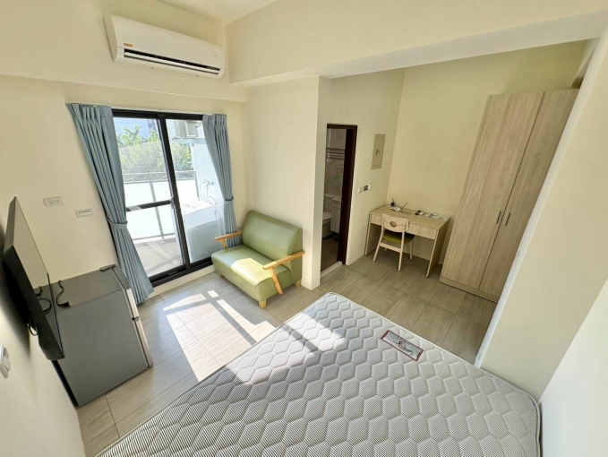 廷選好屋✨西區秒殺超新套房✨完美採光✨陽台獨洗曬✨可租補 - Image 1