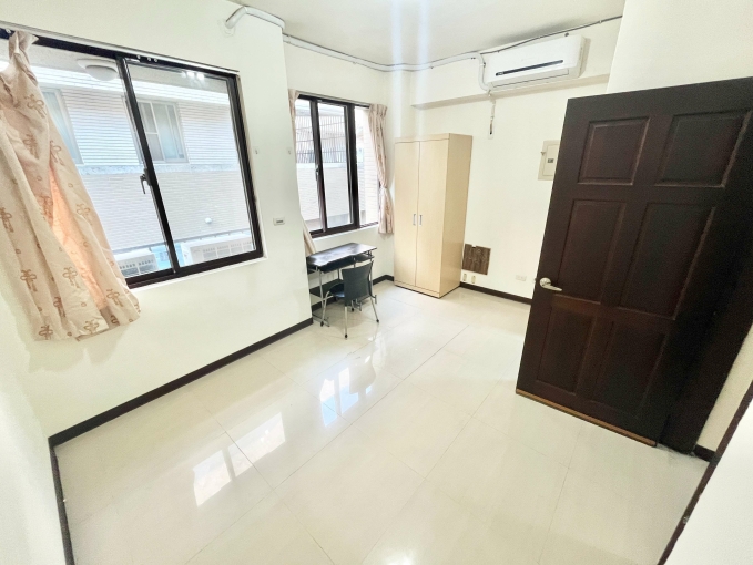 正一中街☆台電☆管理員☆租補☆子母車（第1張）