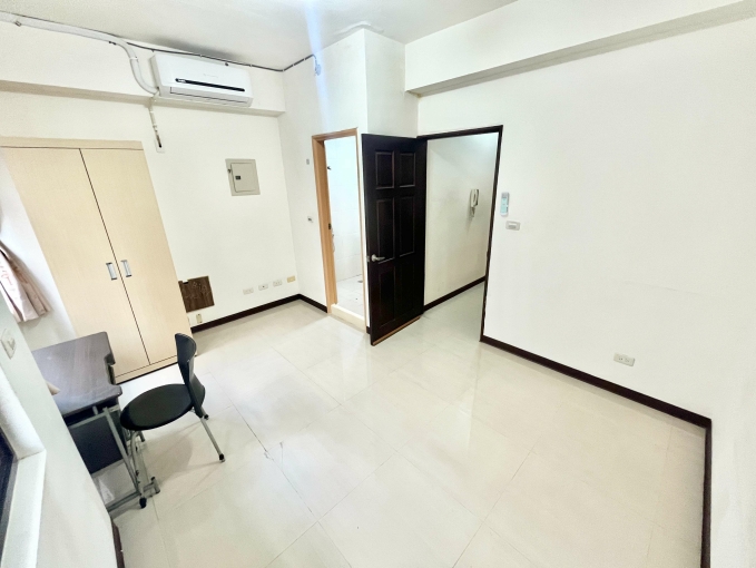 正一中街☆台電☆管理員☆租補☆子母車（第2張）