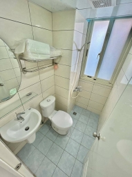 走路中國醫✨有電梯可養貓✨陽台洗曬✨精美套房✨採光好 - Image 10