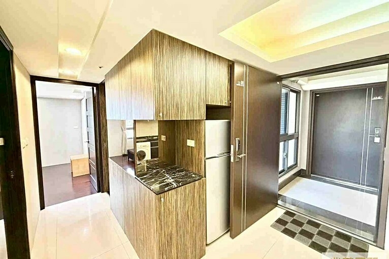 兆基社會住宅🏠近家樂福/大遠百⭐高樓視野🉑雙租補（第4張）