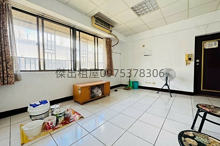 傑出租屋/中壢工業區稀有電梯兩房,樓中樓,可寵可補助(第3張)
