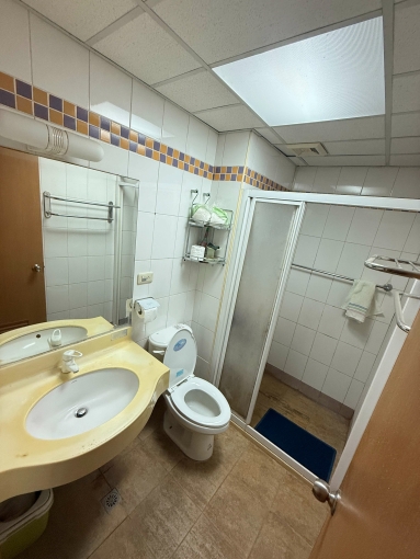 大業路⭐️大四房稀有釋出！近商圈＋學區＋交通便利大四房稀有釋出！近商圈＋學區＋交通便利 - Image 12