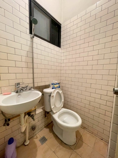 南區文創園區旁/家庭四房/可租補 - Image 6