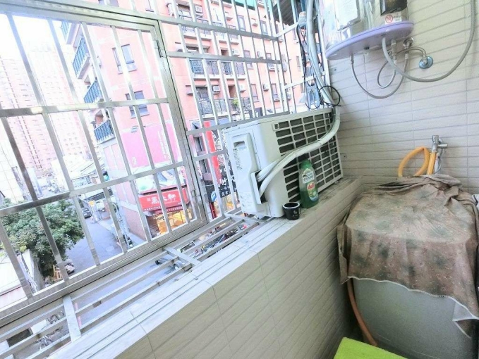 可租補☆精誠商圈近勤美☆陽台獨洗☆（第9張）