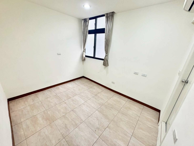 🧡請加賴🧡電梯🧡工作室🧡適合美甲美睫🧡美業🧡代收包裹🧡超秒殺🧡（第1張）