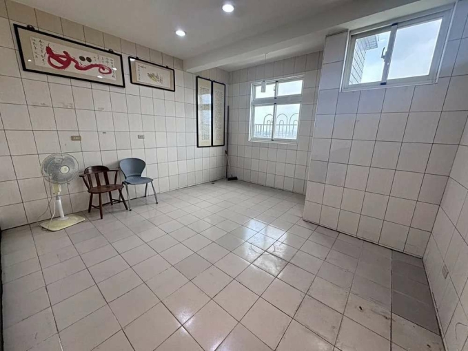 沛沛租🔅機場員工宿舍大空間有車庫(第2張)