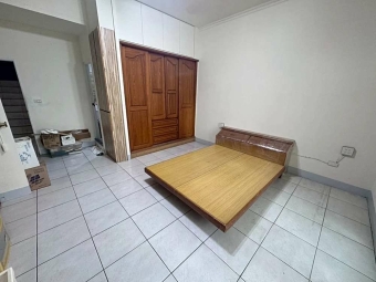 沛沛租🔅機場員工宿舍大空間有車庫（第11張）