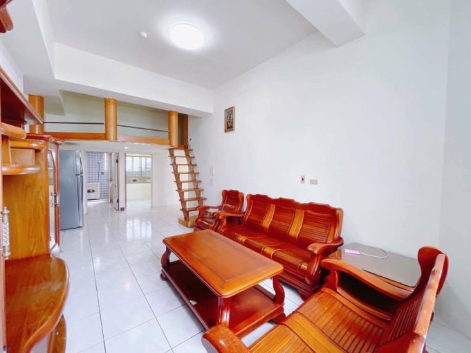 東山商圈💖採光三房雙車位💖可租補 - Image 1