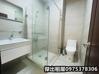 傑出租屋/近夜市稀有電梯,飯店式裝潢,機車位!（第2張）