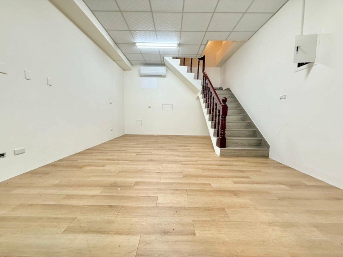 五期南屯捷運樓店出租~*這是社區樓店*（第1張）