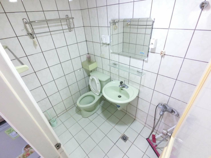 近中國醫*可租補*可短租*電梯套房*陽台獨洗~*（第12張）