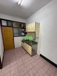 三鶯線福德捷運站旁，鄰近交流道，通勤或南來北往交通超方便。（第6張）