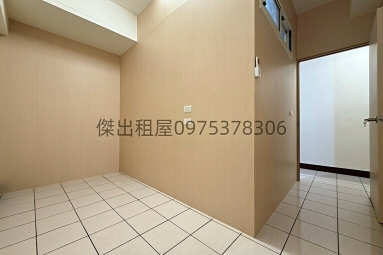 傑出租屋/南崁稀有低樓層兩房,全新裝潢即刻入住!（第11張）