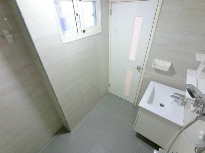 蓁心推薦💖可租補💖可貓💖陽台獨洗💖衛浴開窗💖屋況很新 大衣💖走路中國醫（第11張）