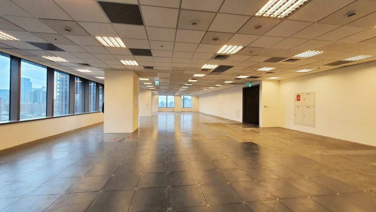 ☆捷運松山站☆指標商業大樓、邊間、挑高氣派門廳(第3張)