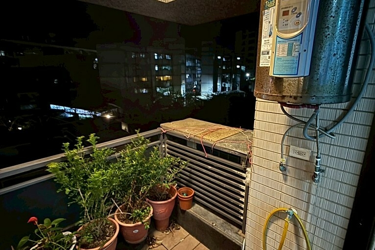 兆基社會住宅🏠⛳️尖兵溱水~稀有溫泉乾淨全配大套房⛳️（第7張）