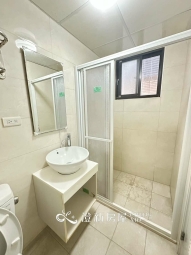 🎉近竹科/有電梯/獨立陽台洗衣機/警衛管理/飲水機/垃圾集中/秒殺物件🎉（第5張）