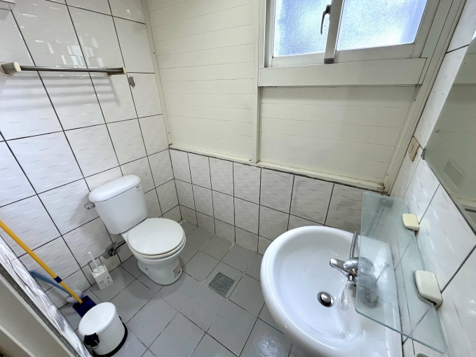 陽光灑落🔆可租補💙陽台獨洗曬🎀可貓咪🐈衛浴開窗（第6張）