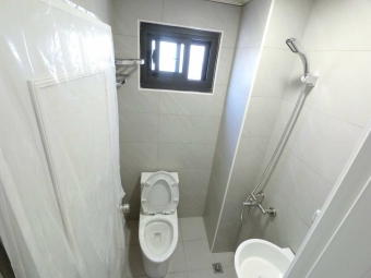 西裝快皺掉了⚡可租補✨陽台獨洗💕近逢甲 中央公園⚡宇你相見（第5張）